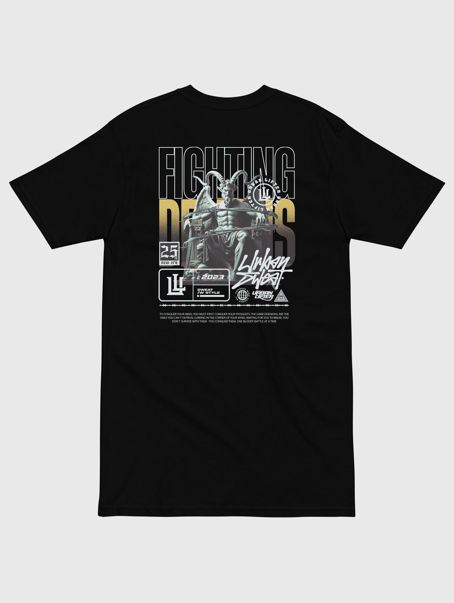 Heavyweight black oversized t-shirt – ideal for bodybuilding and gym sessions.