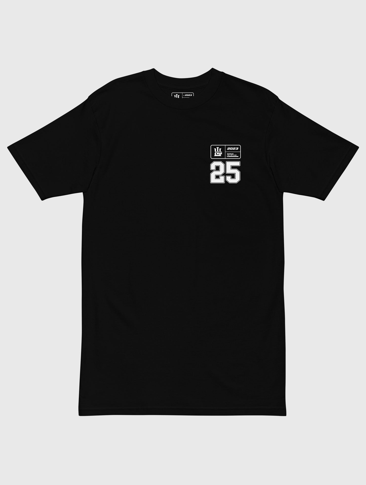 Men’s black pump cover t-shirt – breathable and lightweight for intense workouts.
