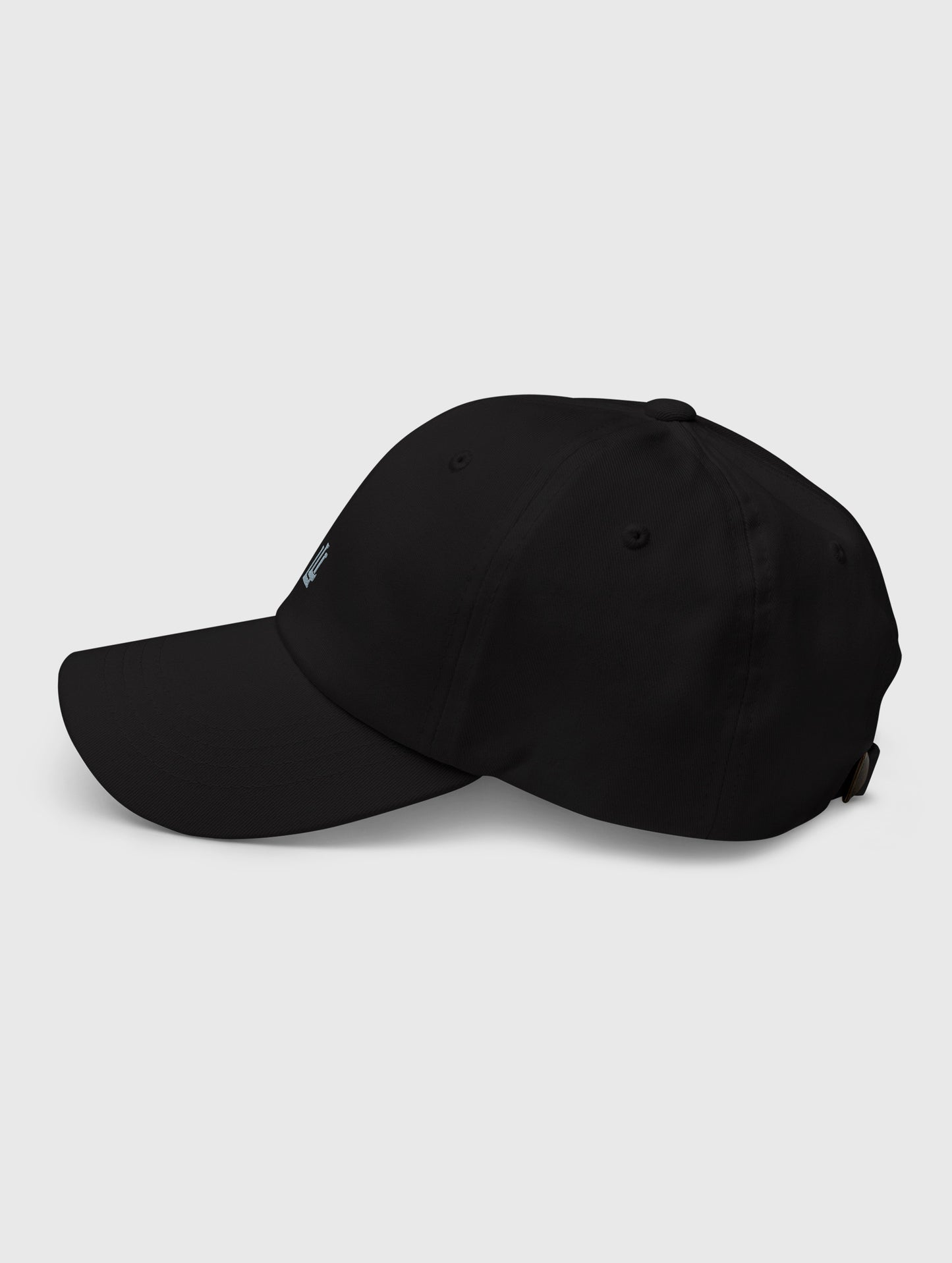 Black trucker cap – mesh back design for breathability and comfort